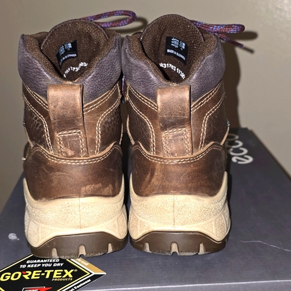 Ecco Womens Brown Leather Hiking Boots, Size 36 (5-5 1/2) - Picture 5 of 9